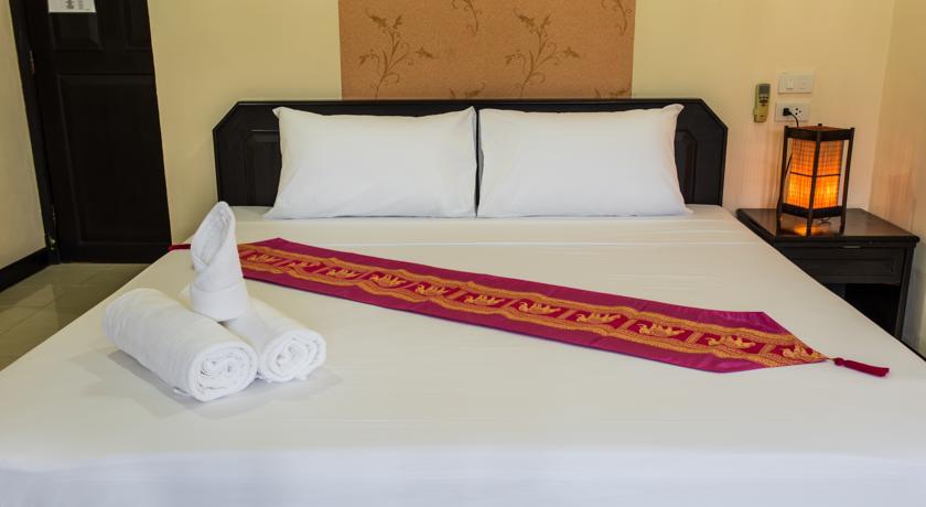Ramaz Hotel Patong Exterior photo