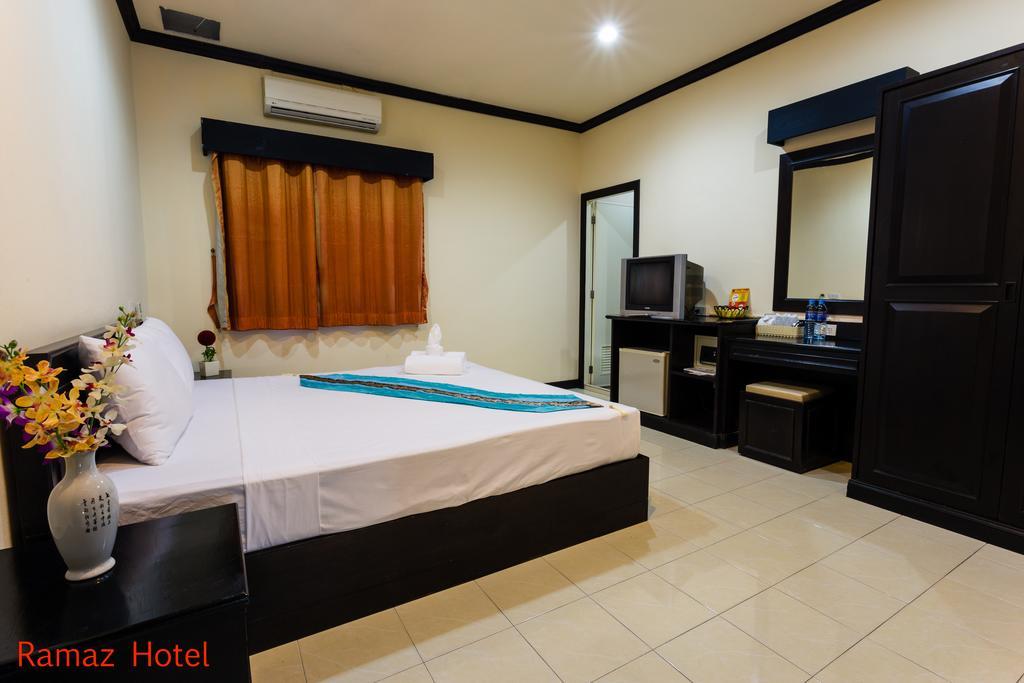Ramaz Hotel Patong Exterior photo