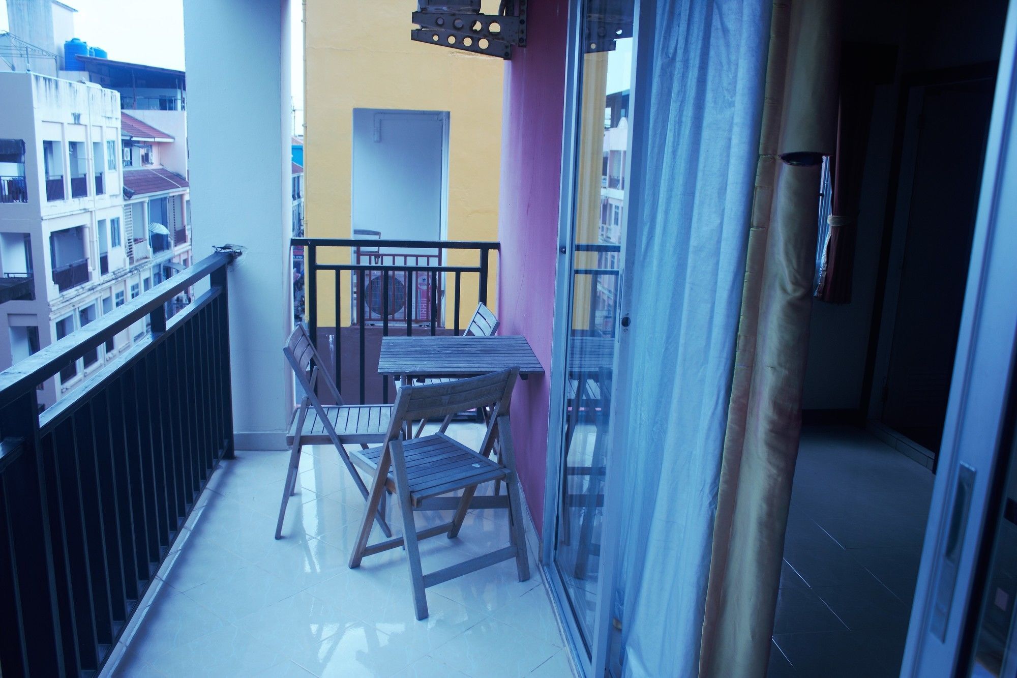 Ramaz Hotel Patong Exterior photo