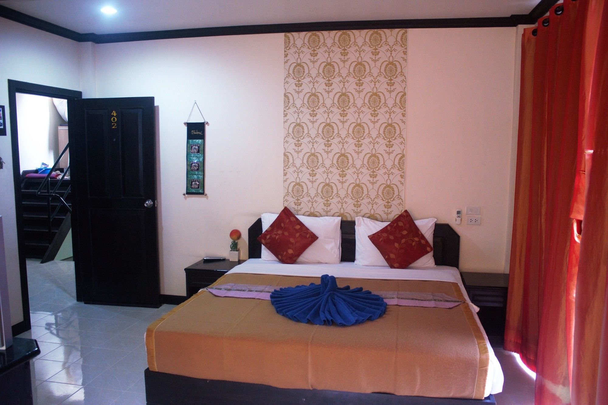 Ramaz Hotel Patong Exterior photo