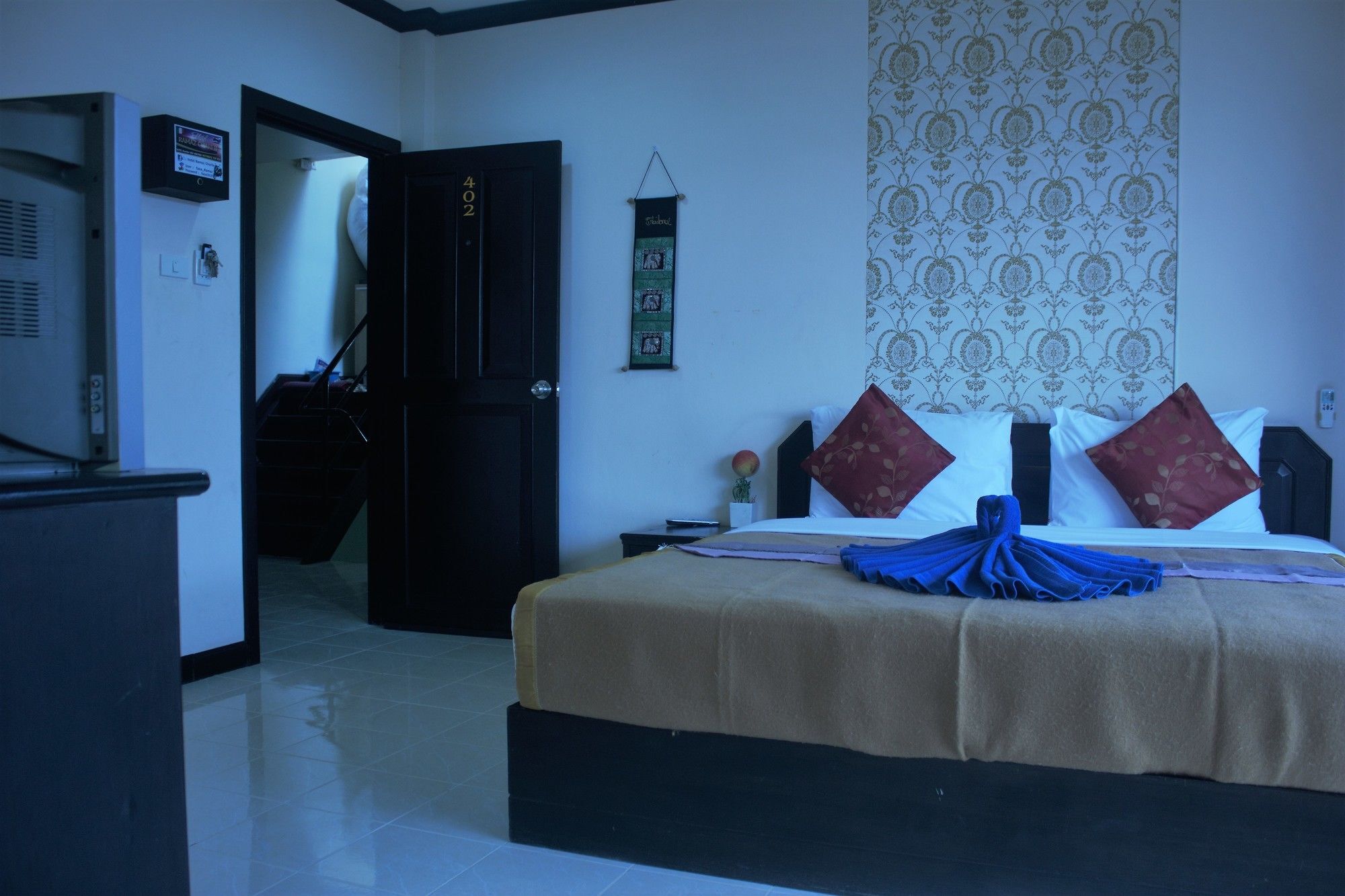 Ramaz Hotel Patong Exterior photo